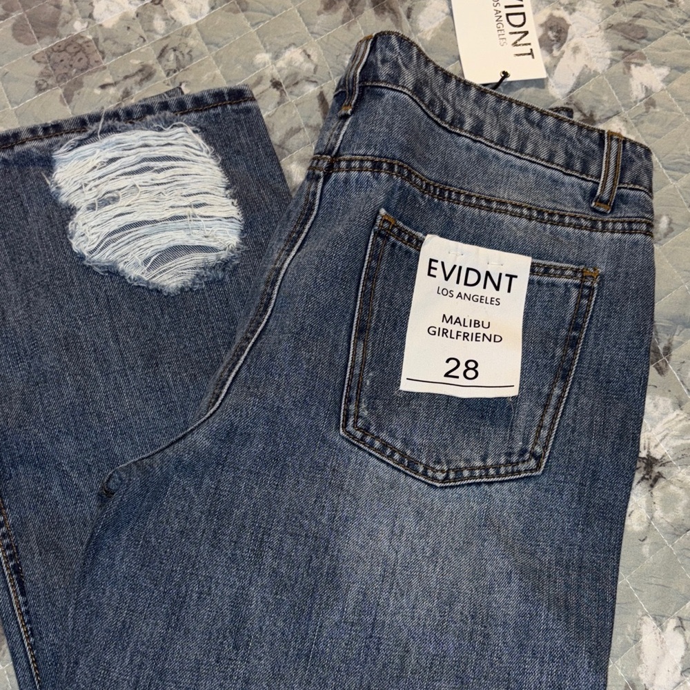Evident Los Angeles Womens Blue Jeans
Found in Anthropologie!!